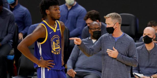 九游娱乐-队友给怀斯曼传球总是失误？科尔赛后传授宝贵经验